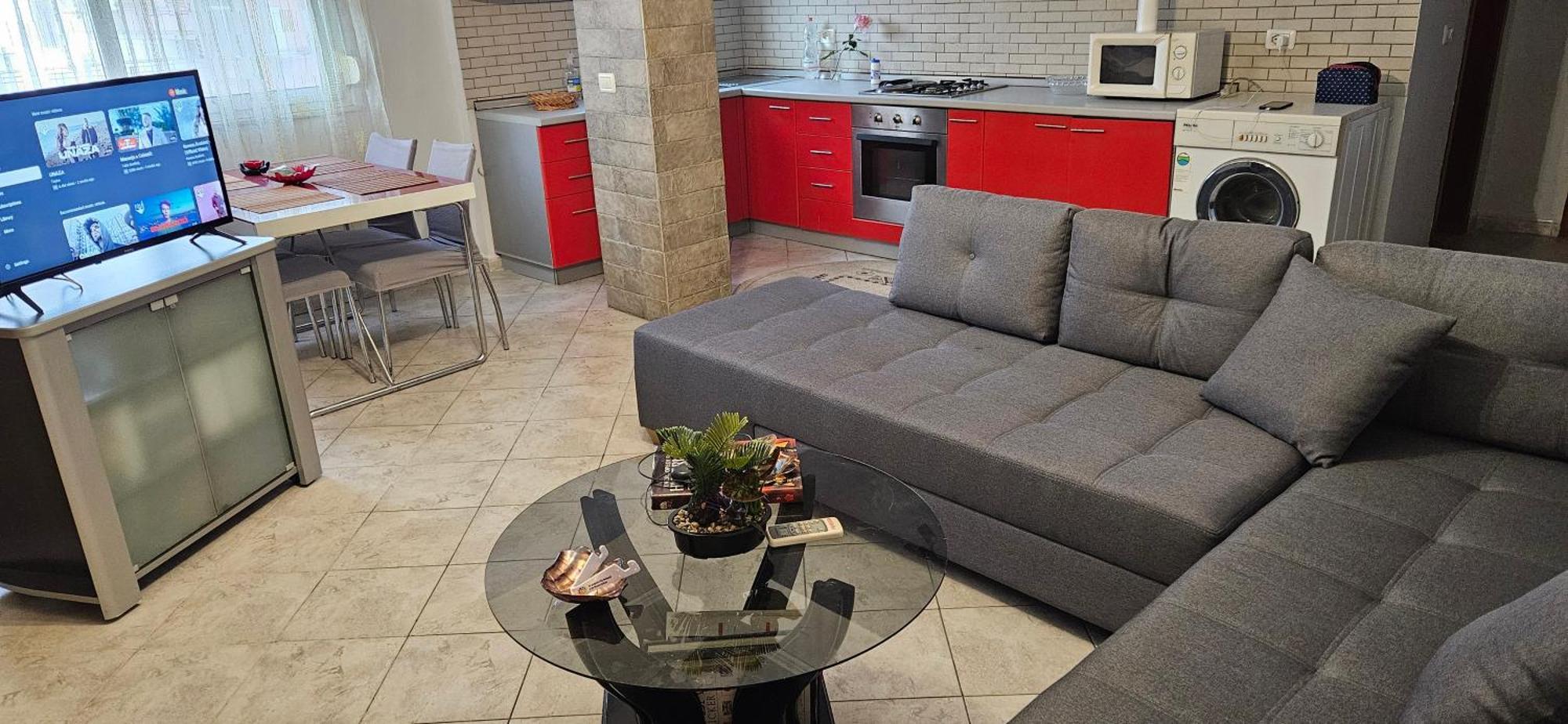Library Apartment By Bohem Rentals Durrës 외부 사진
